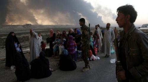 Lupta pentru Mosul. ISIS folosește sute de familii pe post de scuturi umane (VIDEO)