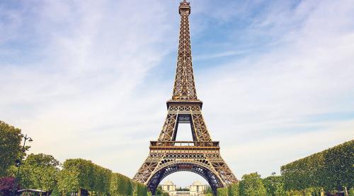 Un perete din sticlă antiglonţ va proteja Turnul Eiffel 