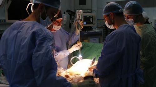 Exclusivitate. Col.dr. Dinu Marius: Eliminarea tumorii prostatice cu o mână artificială! 