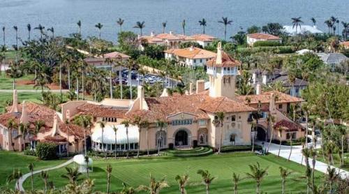 Cât îi costă pe americani naveta lui Trump de la Casa Albă la Palm Beach
