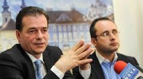 Orban şi Buşoi candidează la şefia PNL, Turcan stă pe margine