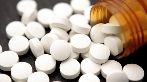 Aspirina triplează riscul de hemoragie digestivă în cazul persoanelor cu vârste de peste 75 de ani!