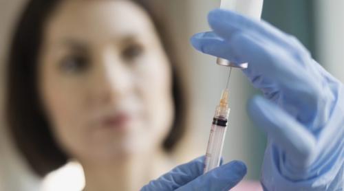 Franța: Proiect privind 11 vaccinuri obligatorii destinate copiilor, susținut public de medici!