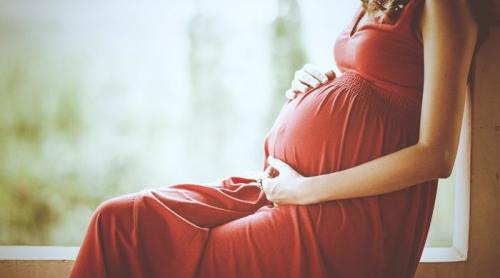 Femeia însărcinată: Excesul de zahăr expune copilul riscului de alergie!