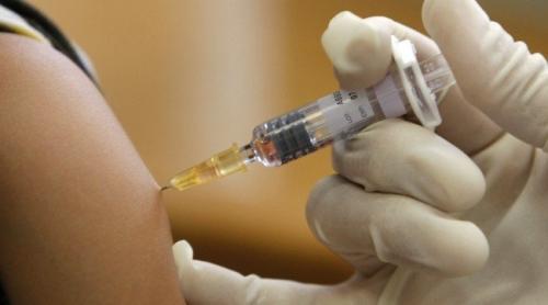 Medicii, la unison: Beneficiile vaccinării, mai mari decât riscurile