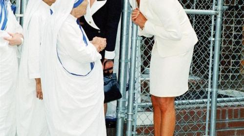 Minunat sau înfiorător? Prințesa Diana și Ducesa de Cambridge, în aceeași fotografie (FOTO)