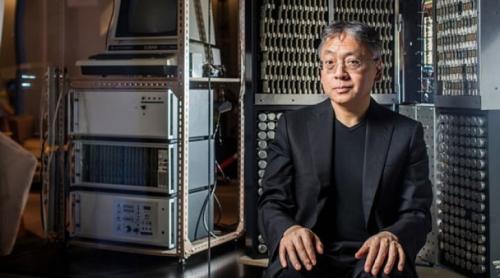 Kazuo Ishiguro a câştigat premiul Nobel pentru Literatură