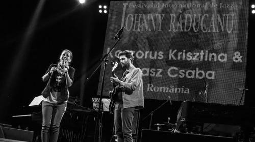 Koszika şi Csabika live la Clubul Ţăranului