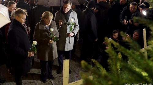 Un an de la atentatul de la Berlin. Familiile îndurerate se consideră abandonate de Merkel