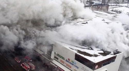 Tragedie la un centru comercial, în Siberia. Cel puţin 64 de morţi, în cel mai grav incendiu din ultimii 100 de ani