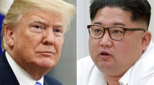 Summit-ul bau-bau. Strângere de mână istorică între Donald Trump şi Kim Jong Un
