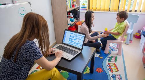 Prima platformă din România creată pentru intervenții de recuperare în autism