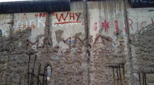 Zidul Berlinului ar putea fi refăcut. Cui şi de ce îi trece prin cap aşa ceva (GALERIE FOTO)