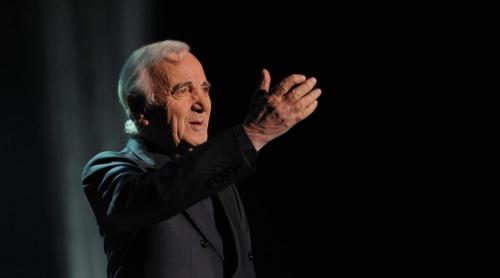 A murit Charles Aznavour. Lumea a mai pierdut o voce extraordinară (VIDEO)