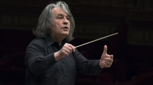 Dirijorul Horia Andreescu revine la Iaşi cu integrala Brahms-Schumann