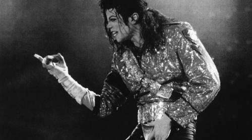 CENTENAR. Michael Jackson, omul care le-a amintit bucureștenilor că sunt, în fine, liberi