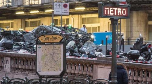 Atac cu acid la metroul din Paris, o persoană se zbate între viață și moarte. Al doilea incident în trei zile