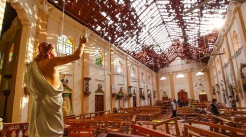 Guvernul din Sri Lanka atribuie atentatele sinucigașe din duminica Paștelui unei grupări islamiste locale