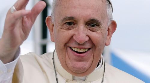 Papa Francisc a oferit Trandafirul de aur Sanctuarului Fecioarei Maria de la Şumuleu Ciuc