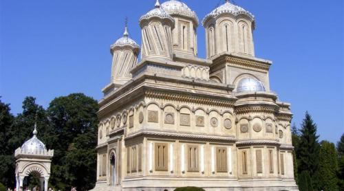 Fabuloasa Românie. Mănăstirea Curtea de Argeş - sfântă mănăstire, pentru pomenire