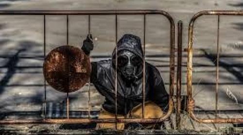 Incendiile reizbucnesc în zona Cernobîl. Cu ce ne luptăm mai întâi? Cu radiațiile sau cu noul coronavirus?