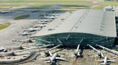 Heathrow, cel mai mare aeroport din Europa își reduce cu 90% activitatea în aprilie