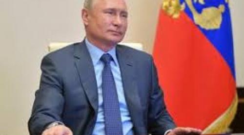 Vladimir Putin a aprobat un plan de ieșire din izolare, deși Rusia înregistrează peste 10.000 de cazuri noi zilnic