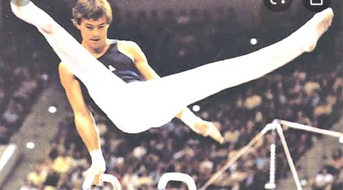 Nadia Comăneci, șocată de vestea privind moartea campionului mondial, gimnastul Kurt Thomas. Surpriza dintr-un dosar CNSAS