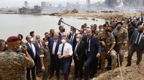 Președintele Franței cere anchetă internațională pentru exploziile de la Beirut
