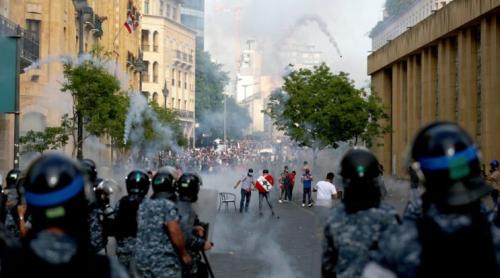 Proteste violente în Beirut