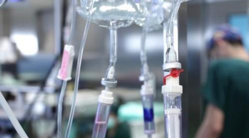 Un infirmier de la Spitalul de Boli Infecțioase din Iași a ajuns coleg de salon cu unul dintre pacienții pe care îi îngrijise la ATI