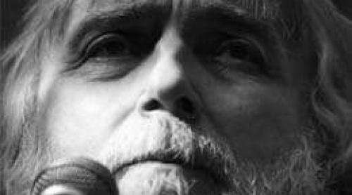 Zece ani de la moartea poetului, publicistului și politicianului Adrian Păunescu