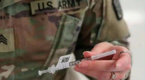 Armata SUA va concedia soldații care refuză vaccinul Covid