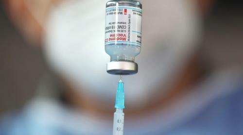 Moderna caută 3000 de voluntari pentru testarea vaccinului specific Omicron