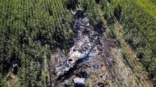 Un avion de marfă ucrainean care transporta arme s-a prăbușit în Grecia stârnind de speculații online cu privire la destinația spre care se îndrepta