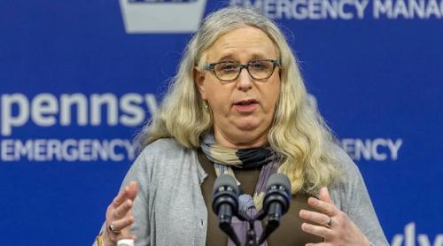 SUA: Secretarul adjunct al sănătății vrea să „împuternicească” copiii să obțină blocanți ai pubertății și operații de schimbare a sexului
