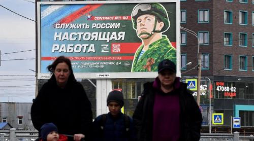 Rușii se grăbesc să cumpere bilete de avion pentru a părăsi țara