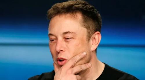 Elon Musk spune că Twitter nu va restabili conturile interzise înainte de câteva săptămâni