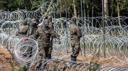 Polonia va ridica gard de sârmă ghimpată la granița cu Kaliningrad