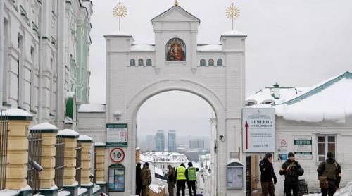 Serviciul de securitate al Ucrainei a percheziţionat o mănăstire ortodoxă veche de 1.000 de ani aflată în Patrimoniului Mondial UNESCO