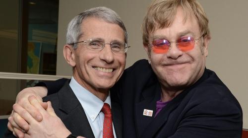 Elton John spune că părăsește Twitter: „mă întristează să văd cum dezinformarea este acum folosită pentru a împărți lumea”