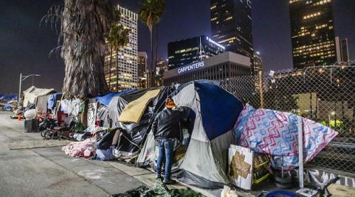 Primarul Los Angeles a decretat stare de urgență din cauza numărului mare de persoane fără adăpost