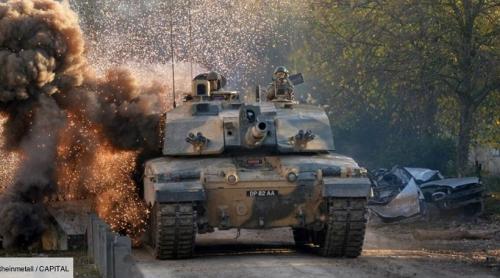 "Trimiterea de tancuri în Ucraina slăbește armata Marii Britanii" spune un general britanic