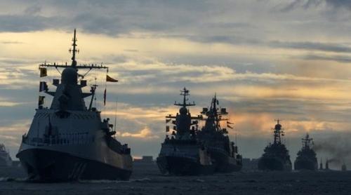 Cincisprezece nave de război rusești sunt pregătite pentru luptă în Marea Neagră