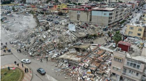 Imaginile tragediei din Turcia: secunda în care se prăbușesc clădirile după al doilea cutremur de magnitudine 7,5 (Video)