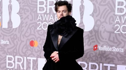 Brit Awards: Harry Styles a câștigat premiul artistul anului și l-a dedicat femeilor care nu au fost nominalizate
