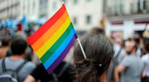 Bulgaria refuză să elibereze certificatul de naștere pentru copilul unui cuplu de lesbiene