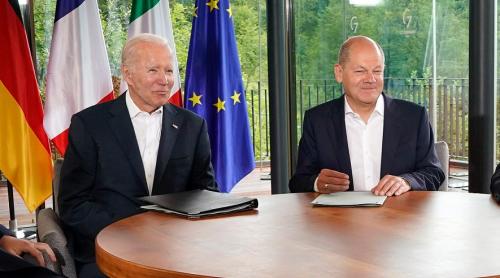 Biden și Scholz vor sprijini Ucraina „atâta timp cât este necesar”