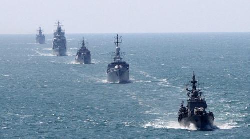 Activitate atipică în Marea Neagră: sunt prezente 20 de nave rusești și un număr mare de unități ale flotei auxiliare