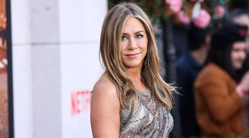 La 54 de ani, Jennifer Aniston nu vrea să i se spună că este „frumoasă pentru vârsta ei”